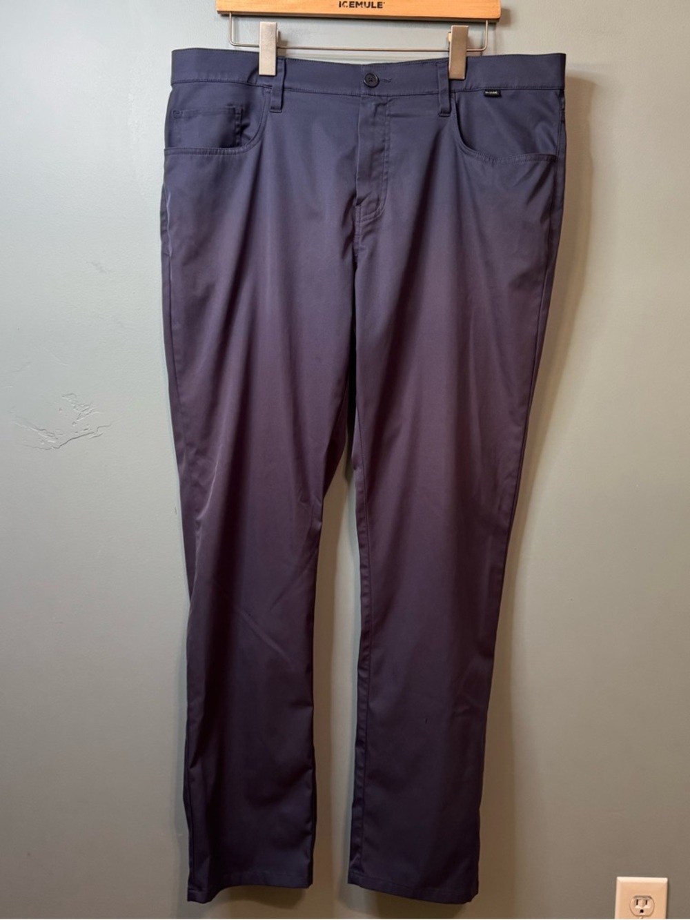 Travis Mathew Performance Pants, Men's Size 38, Navy Blue Athletic Golf Trousers